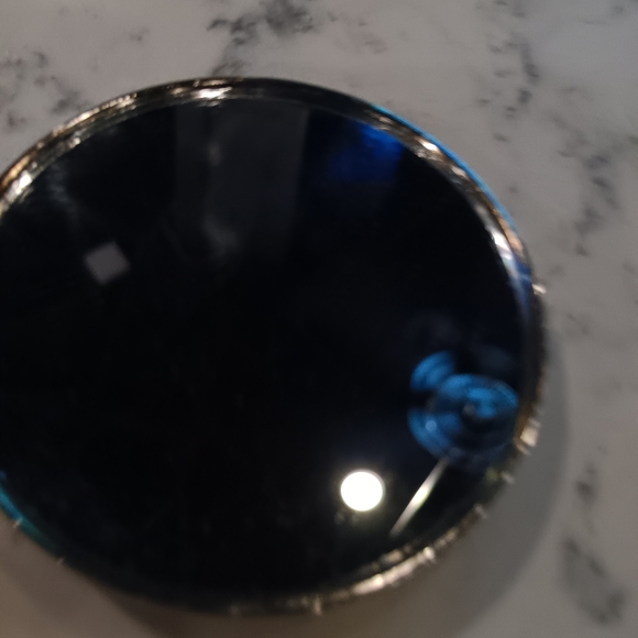 BEAUTIFUL COMPACT SILVER PLATED VINTAGE MIRROR - Picture 4 of 5